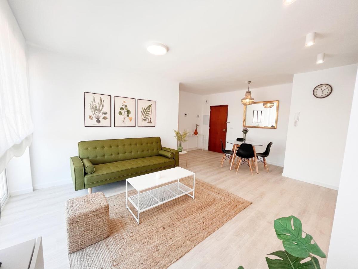 Homely Malaga Cienfuegos, Plaza De La Merced Con Vistas Ngoại thất bức ảnh